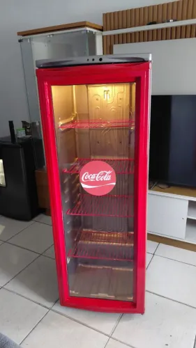 Geladeira expositora slim 127w Entrego
