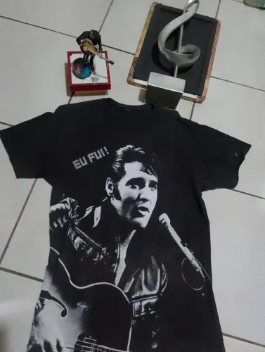 Estátua de Elvis Presley