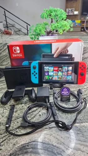 NINTENDO SWITCH DESBLOQUEADO NA CAIXA COM 18 JOGOS