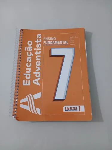 Vendo Livro da Escola Adventista 7 ano 1 bimestre usado em boas condições 