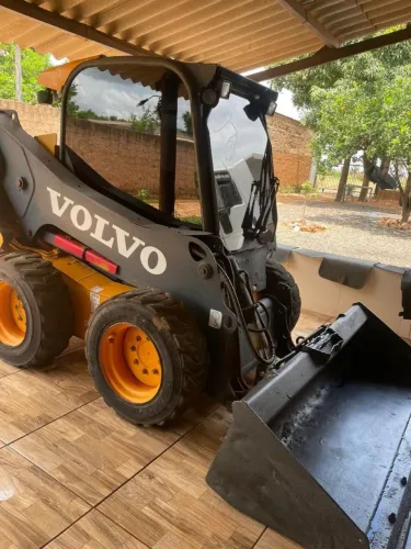 Bobcat Mini carregadeira Volvo