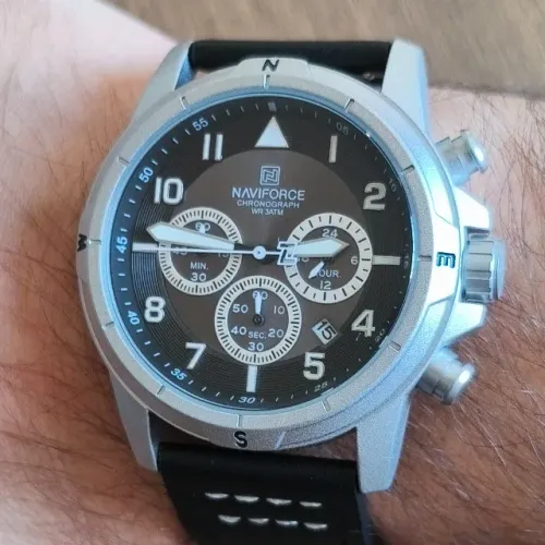 Relógio Naviforce Couro Preto Aço Inox Prata