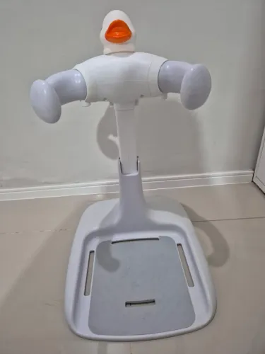 Suporte banho bebê em pé