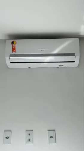 Ar-condicionado Split 12000 Btus Springer Midea 220v