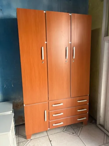 Guarda roupas e cômodas