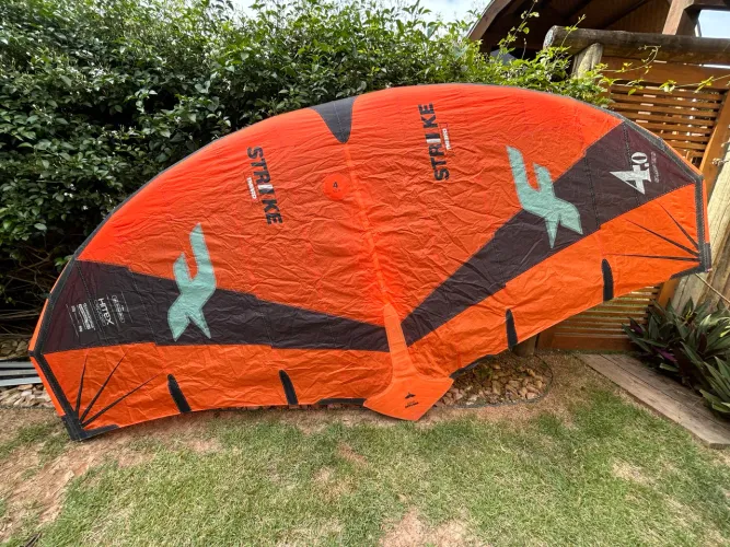 Wingfoil F one Strike v3 4 metros