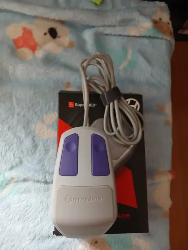 Hyperkin Hyper Click Retro Style Mouse for Super NES - Na caixa, em estado de novo