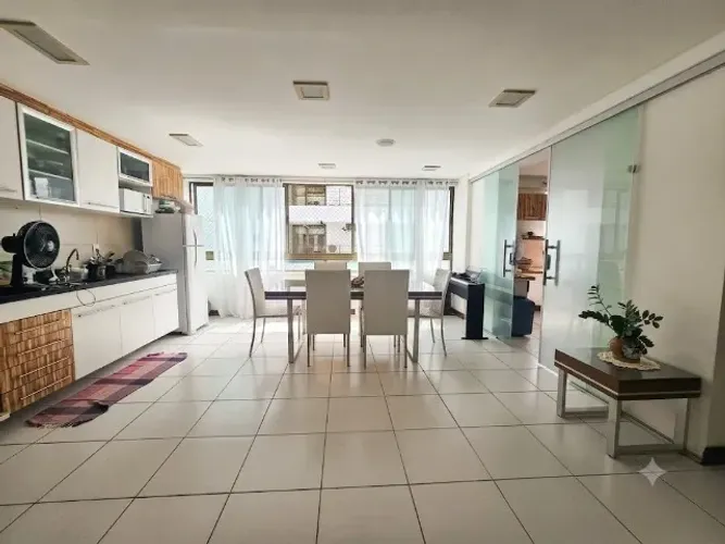 Conheça seu novo lar todo mobiliado em Tambaú, a 2 ruas da praia, c/ 71m2, 2 Qtos e 1 vaga
