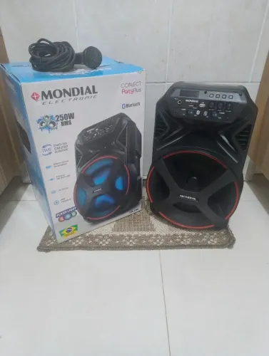 Cx Amplificada Mondial 250 RMS Acompanha Microfone