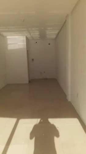 Aluga se loja comercial