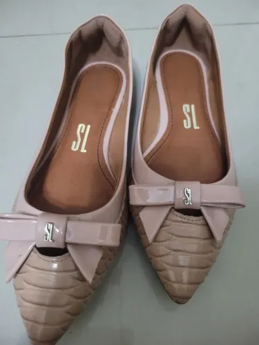 Sapatilha Santa lola nude com laço número 37