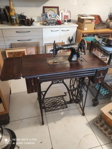 Máquina de costura antiga,PFAFF 31, pedal: