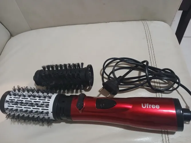 Escova secadora