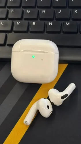 AIRPODS 4