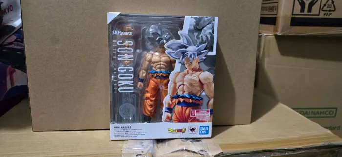 SHFiguarts Goku Instinto Superior Dragon Ball Super Bandai 