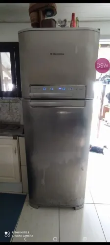 Vende geladeira 