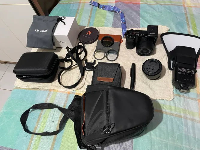 Sony Zv-E10 + Viltrox 25mm/56mm + acessórios