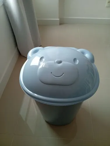 Lixeira infantil de chão adoleta.12,5l.
