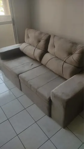 Sofá retrátil e reclinável