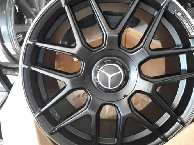Roda aro 18 Mercedes