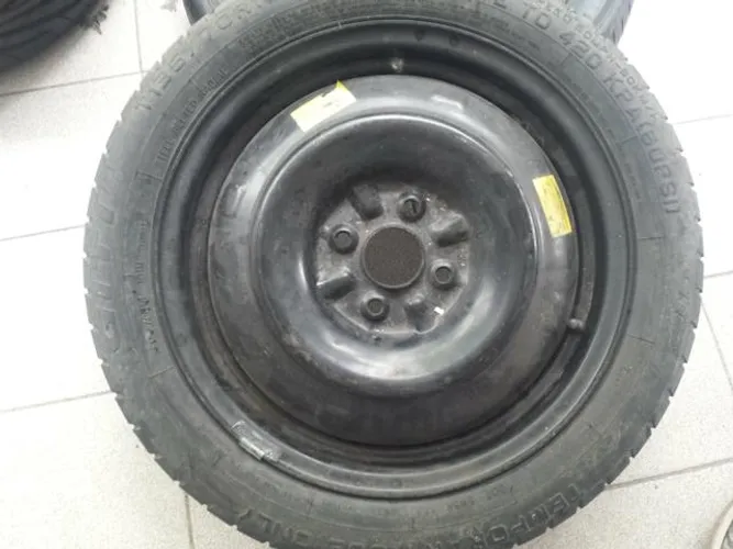 Estepe fino aro 16 com Pneu semi novo Fiat Gran Siena Gás