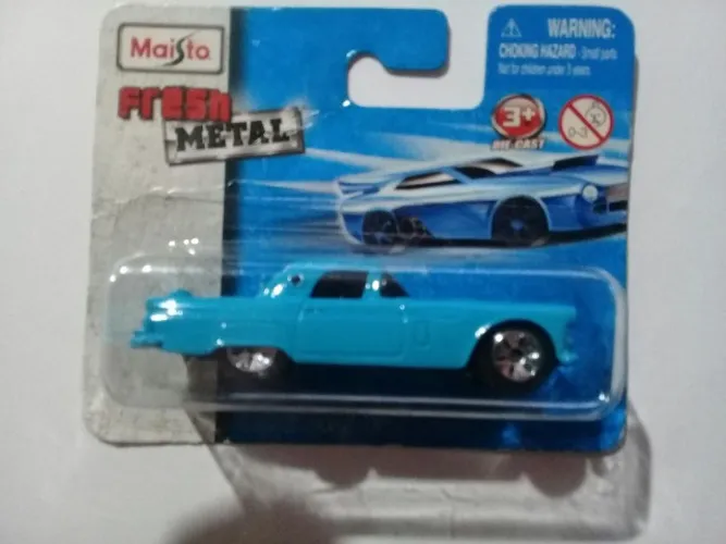 Miniatura Maisto Fresh Metal 1/64 Ford Thunderbird 1956