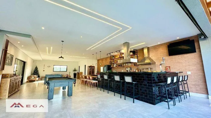 Casa com 3 dormitórios à venda, 307 m² por R$ 1.200.000,00 - Chácaras Luzitana - Hortolând