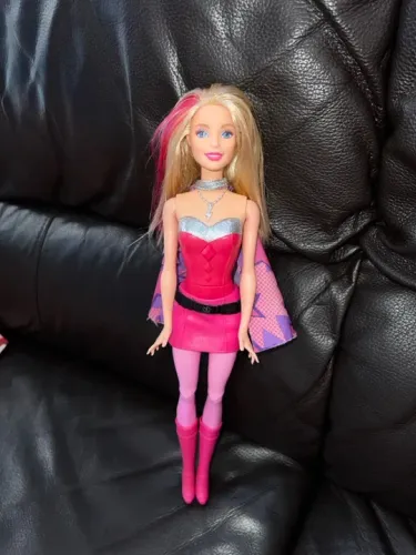 Boneca Barbie Super Heroína