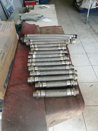 Tubos flexíveis de inox 