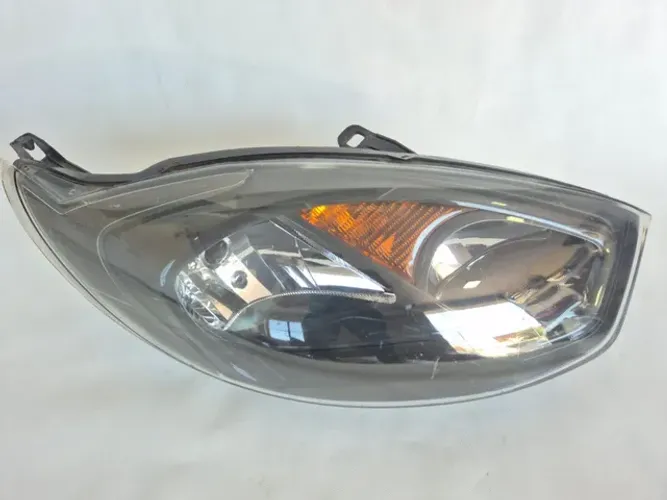Farol Direito Ford Fiesta 2011 2012 2013 2014 Original máscara negra 