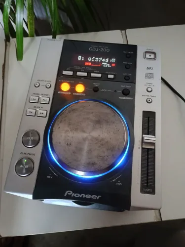 CDJ Pioneer CDJ-200