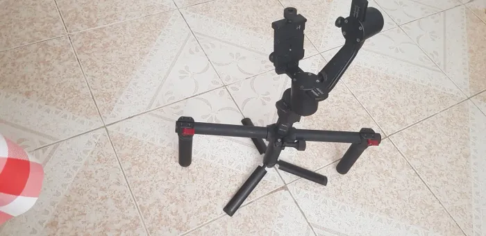 Estabilizador para Câmera com Tripé