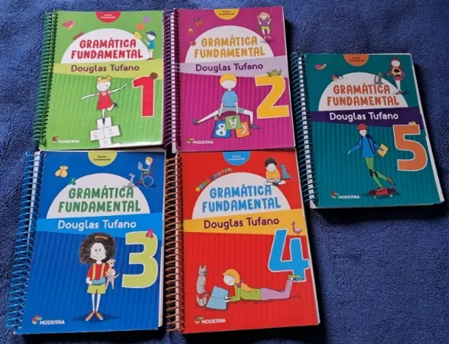 Coleção Gramática Fundamental, livros do ensino fundamental I.