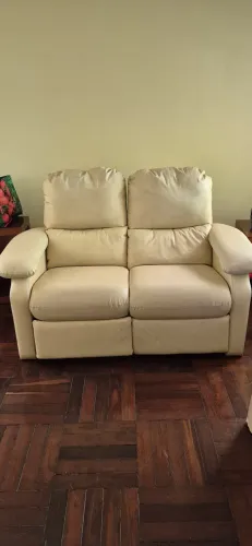 Sofá Reclinável de Couro sintético 2 Lugares 