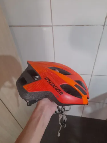 Capacete specialized
