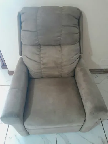 Poltrona Reclinável Confortável e Elegante