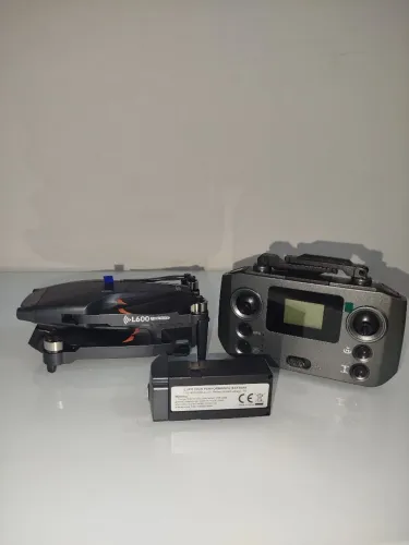 VENDO DRONE L 600 PRO MAX