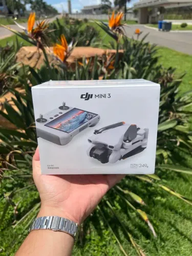 OPORTUNIDADE - DRONE DJI MINI 3 RC - COM TELA