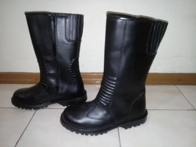 Botas de Couro para Motociclista NOVA