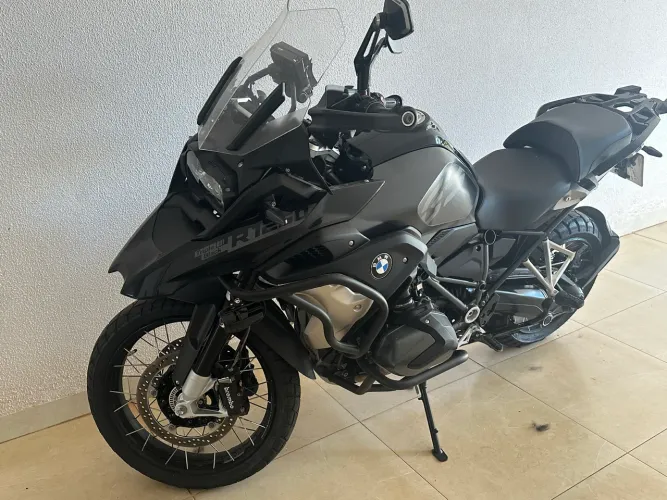 GS 1250 Triple black op 719
