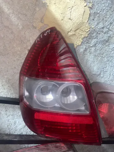 Lanterna traseira esquerda Honda Fit 2004/07 etq6458