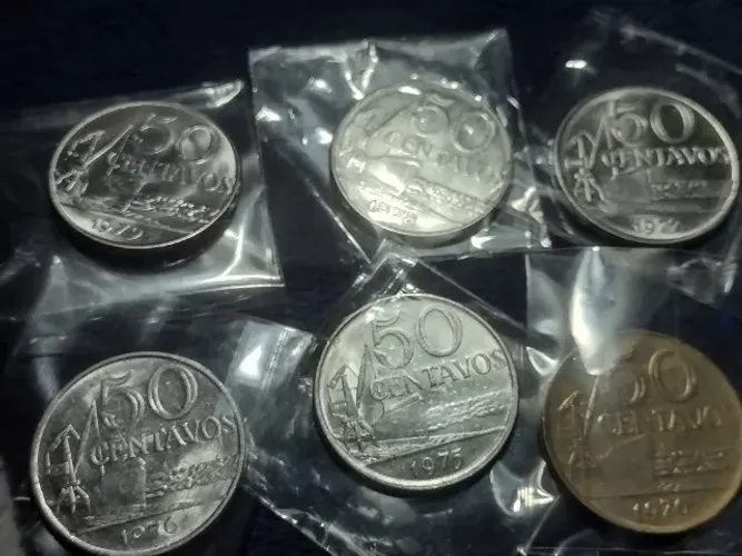 Moedas de 50 centavos de 1970, 75, 76, 77, 78 e 79