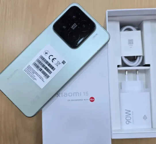 Xiaomi 15 5G NFC 512/12 Lacrado Verde Black Friday 