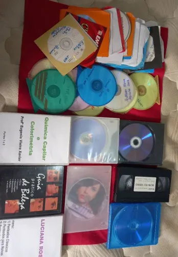 Vendo CDS , vídeos de cursos profissionalizantes