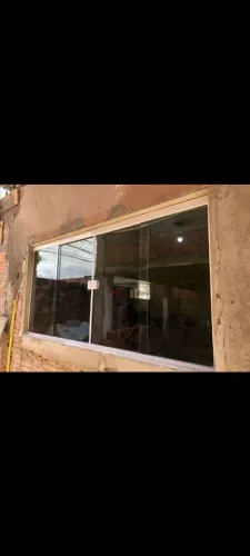 Janela De Vidro 