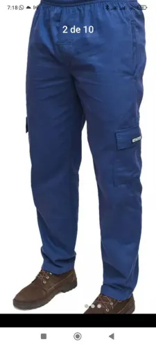 Calça azul operacional com bolsos