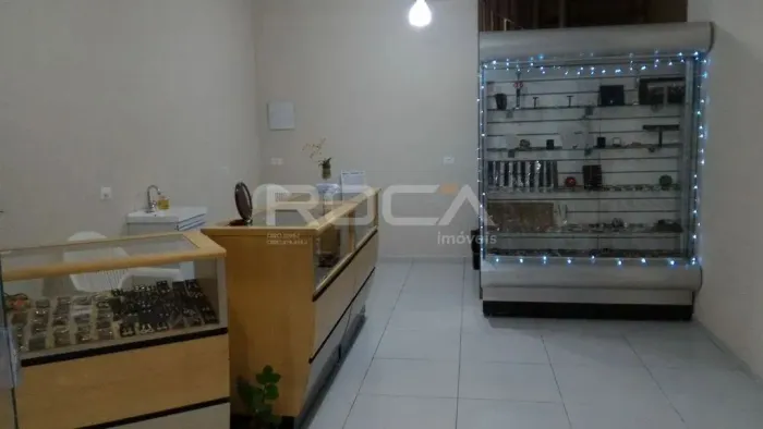 Oportunidade única! Box comercial à venda no Centro de Ribeirão Preto