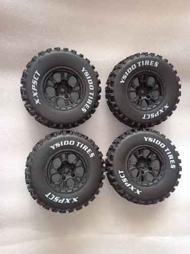 Automodelo RC 1/10 jogos de rodas novos 