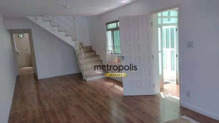 Sobrado com 3 dormitórios à venda, 170 m² por R$ 750.000 - Parque Jaçatuba - Santo André/S