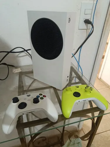 Xbox Séries S+ 2 controles Originais 